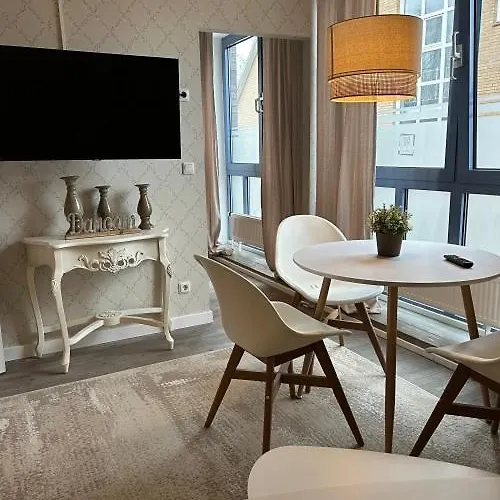 Zentral 2 Personen Bola 51 Apartment *